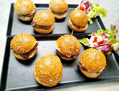 Mini burgers